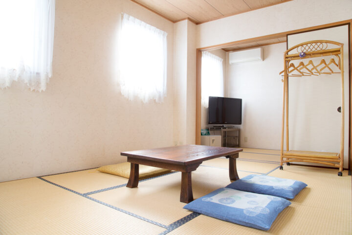 検見川ホール２階控室