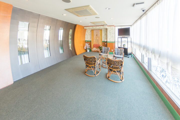 検見川ホール３階喫茶フロア