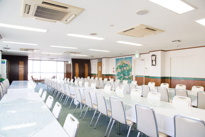 検見川ホール３階会食室